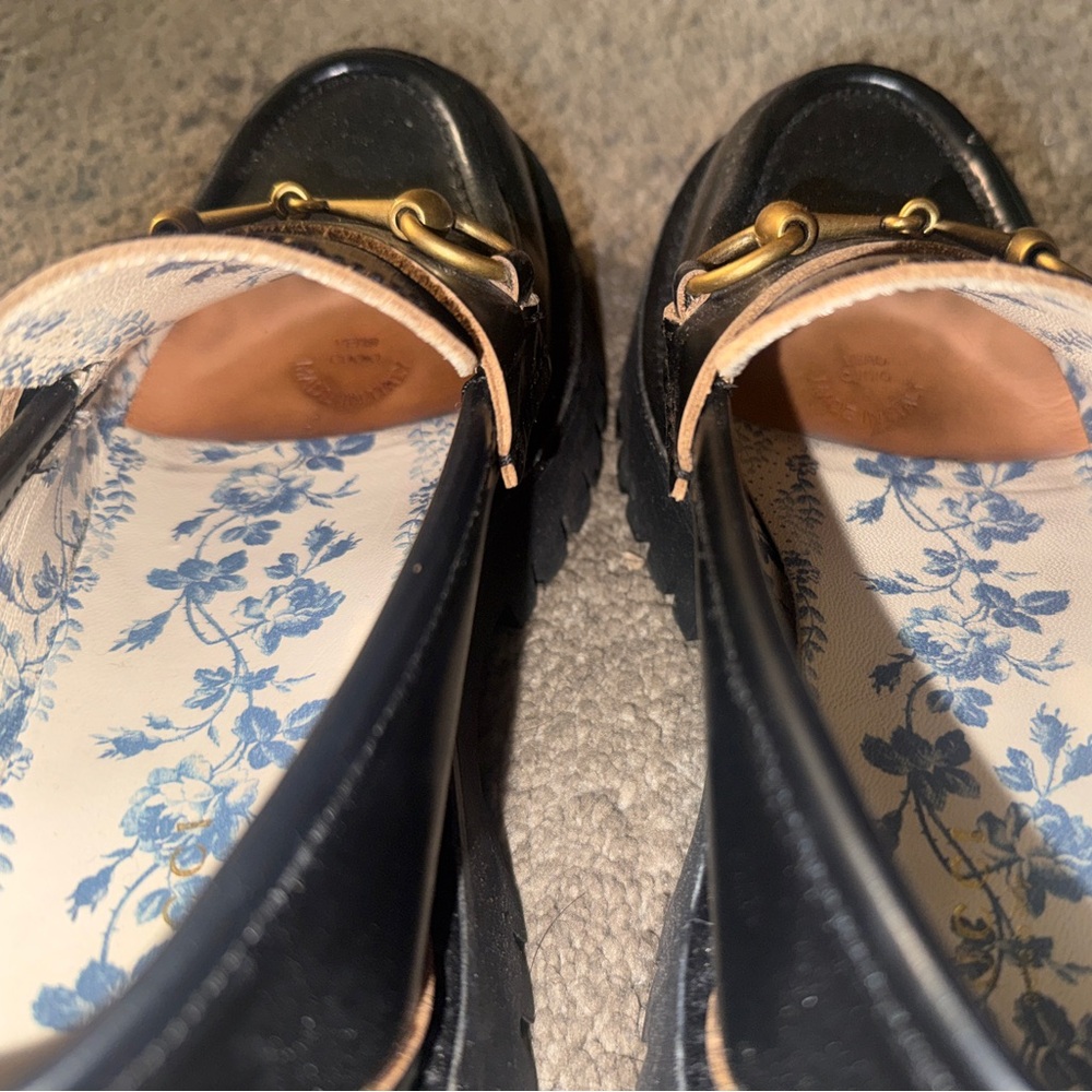 Gucci
Horsebit Lug Sole Leather Loafer - Picture 7 of 12